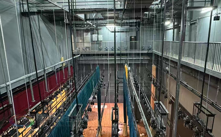 戴南文化藝術中心舞臺機械 舞臺吊桿 舞臺阻燃幕布項目 助力本地文化演出升級，為觀眾帶來更優質的視聽體驗！