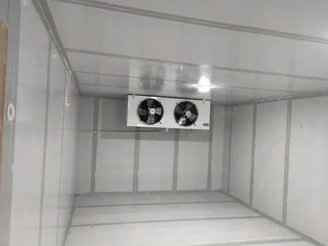 不小心反鎖關(guān)在冷庫里該如何自救呢