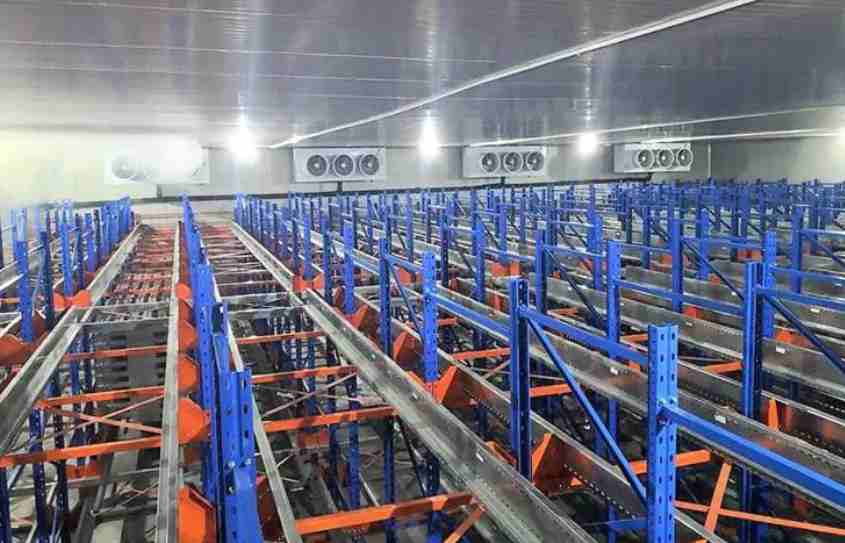 建造一個(gè)2500平米智能化冷庫價(jià)格多少錢