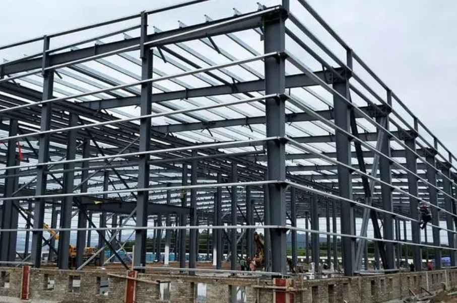 鋼結(jié)構(gòu)冷庫(kù)和多層土建冷庫(kù)的哪個(gè)好 鋼結(jié)構(gòu)冷庫(kù)和多層土建冷庫(kù)的哪個(gè)好